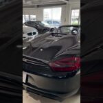981型のポルシェ ボクスター スパイダーに試乗します！ケイマンGT4に比べてソフトな足回りで街乗りもしやすく、オープントップにしてオートブリップ付きのMTで走る愉しさは格別です！