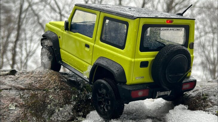 FMS Suzuki Jimny off-roading in the rain & snow!