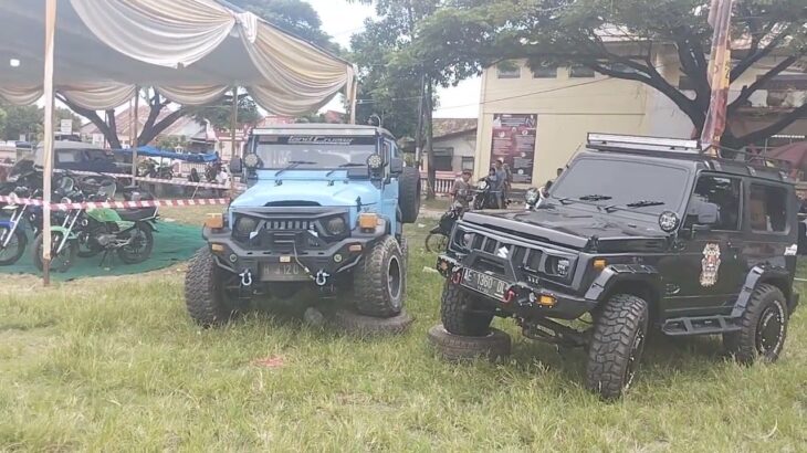 Toyota hardtop vs suzuki jimny katana modifikasi