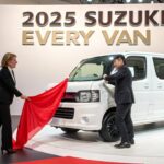 “2025 スズキ・エブリイ バン徹底レビュー！燃費・実用性・価格は？最強の軽バン登場！”