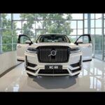 2025年新型ボルボXC60徹底解説ラグジュアリーSUVの真価とは