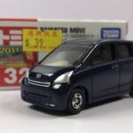 Tomica 32 Daihatsu Move (First Edition Special Color)