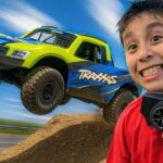 Traxxas Mini Slash 4×4 – First Drive EPIC SPEED Test! | The Epic Show