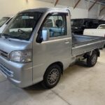 2010 Daihatsu Hijet S211 4×4 with rear lock, EXT luxury trim tour