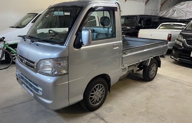 2010 Daihatsu Hijet S211 4×4 with rear lock, EXT luxury trim tour