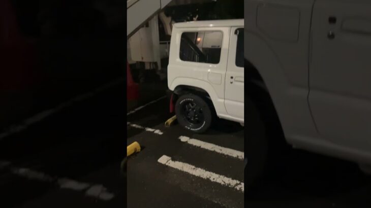 白いジムニー　JB64