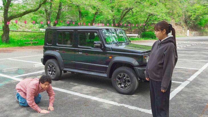 妻に黙って1年前からジムニーノマドを注文していました